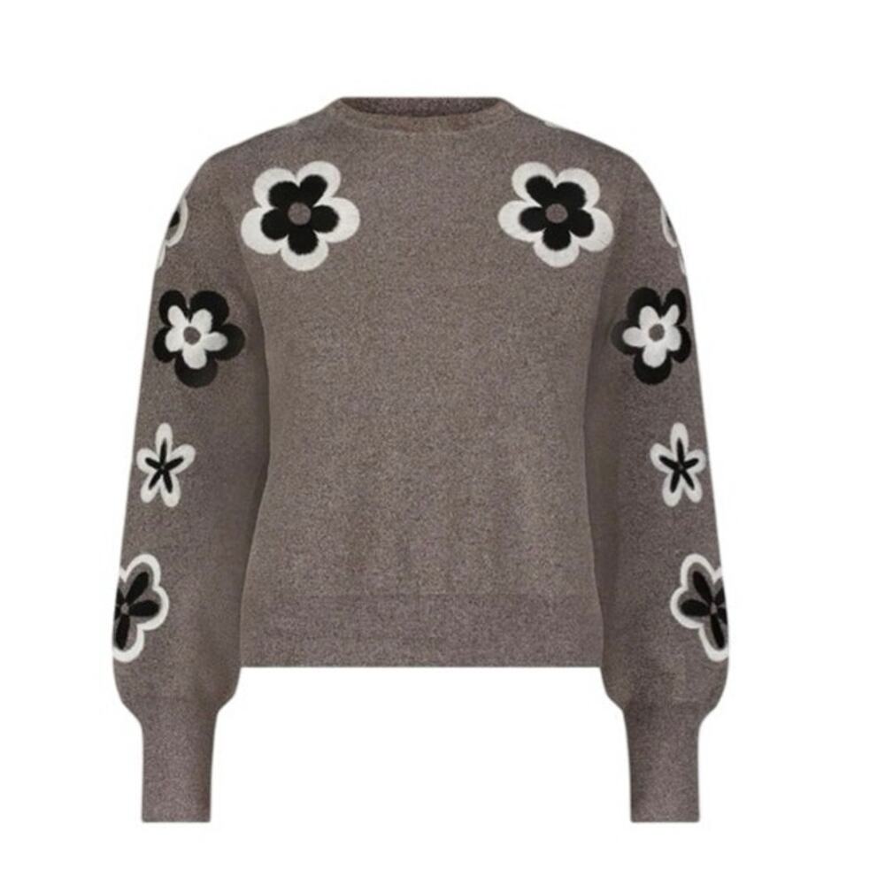 Aleeza Paris Floral Embroidered Long Sleeved Sweater Size Medium NWOT